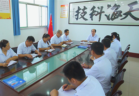 天?？萍夹麄髌臄z花絮